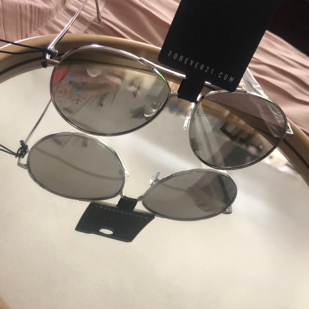 Silver aviator glasses